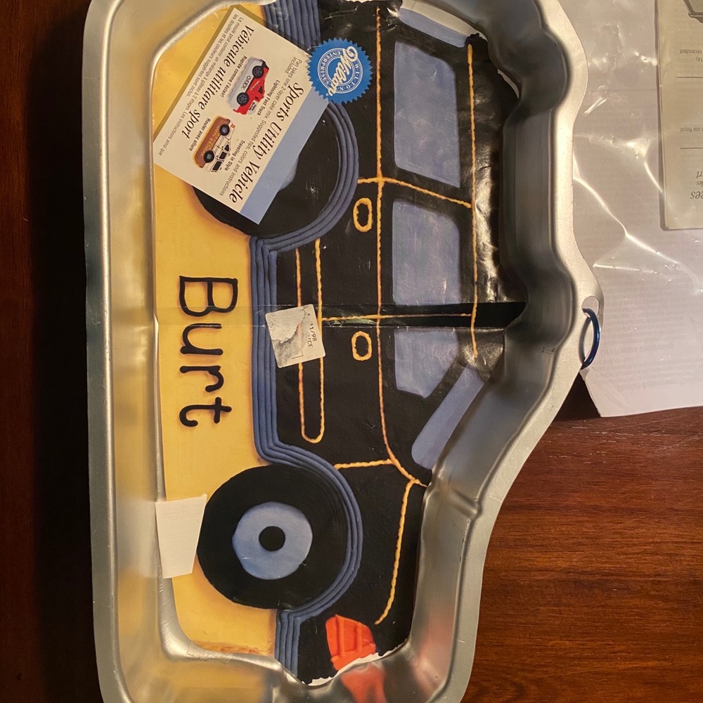Wilton SUV Cake Pan